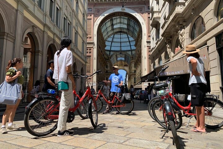 Tour in Bicicletta Privato a Milano