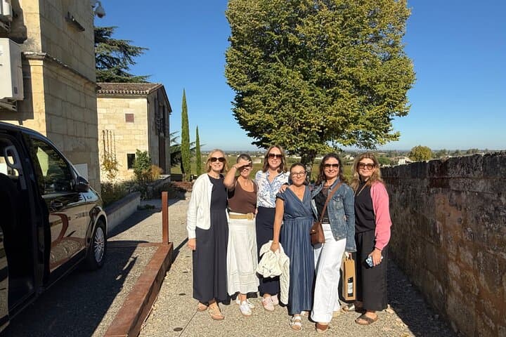 Tour de vino en los monumentos de St-Emilion y cata de Grand Cru