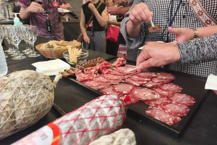 Tour gastronomico Halles de Lyon Paul Bocuse — foto 4