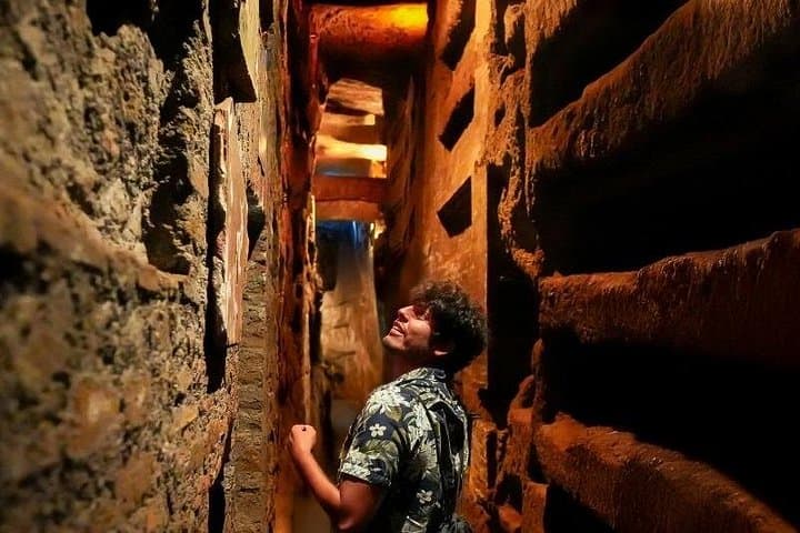 Tour di Gruppo delle Catacombe di Roma e delle Cripte Cappuccine — foto 4