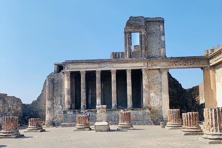 Pompeya, Herculano, Cata de Vinos y Almuerzo desde Nápoles — foto 4