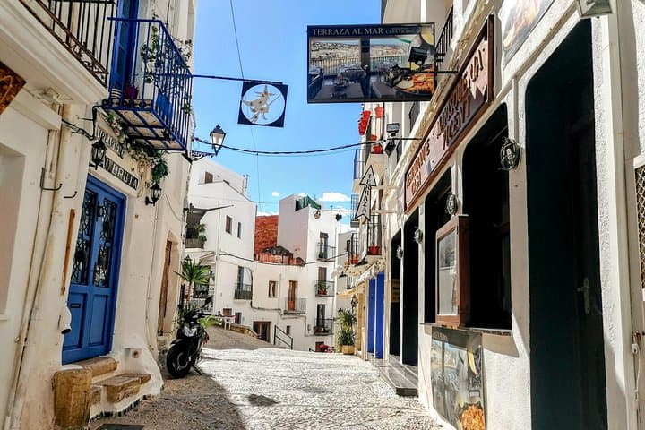 Tour Privado a Peñíscola desde Valencia con Entrada al Castillo — foto 2