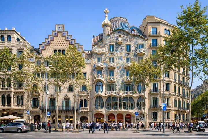Tour privado de Barcelona y Sagrada Familia — foto 3