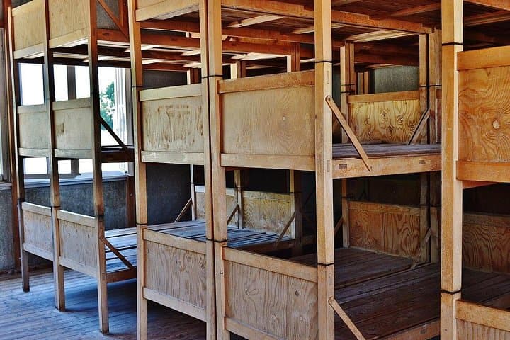 Dachau-Gedenkstätte und Stadtführung ab München — Foto 4