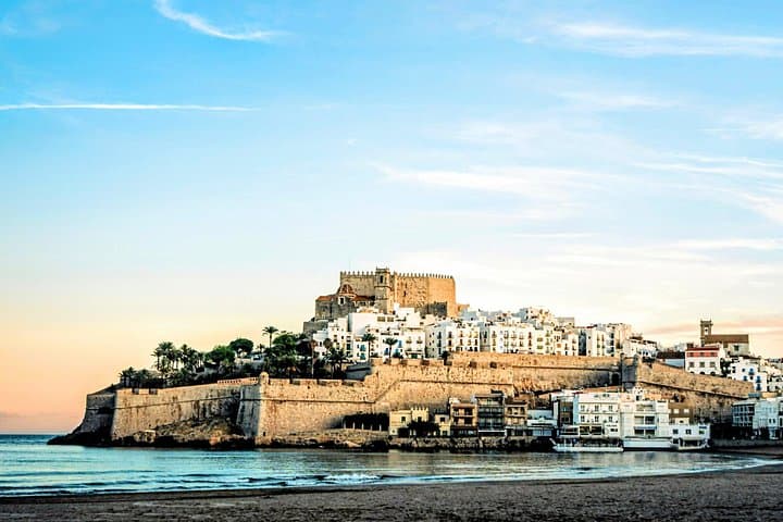 Tour Privado a Peñíscola desde Valencia con Entrada al Castillo