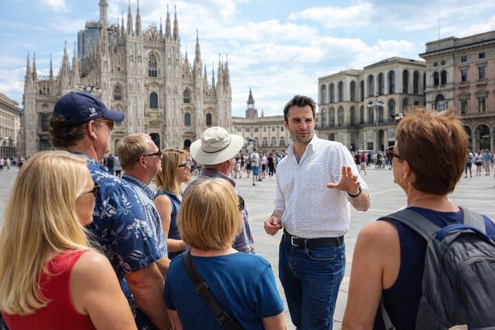 Milan Semi-Private Tour mit Duomo ohne Warteschlange & Dachterrasse