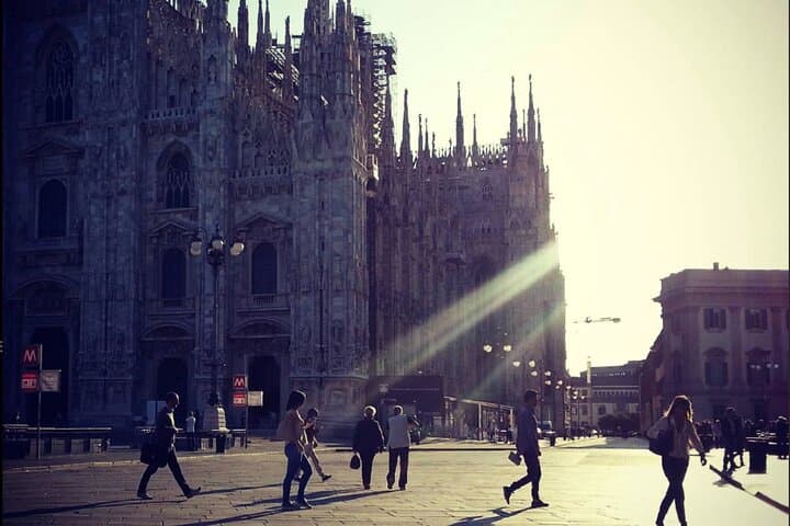 Milan Semi-Private Tour mit Duomo ohne Warteschlange & Dachterrasse — Foto 2