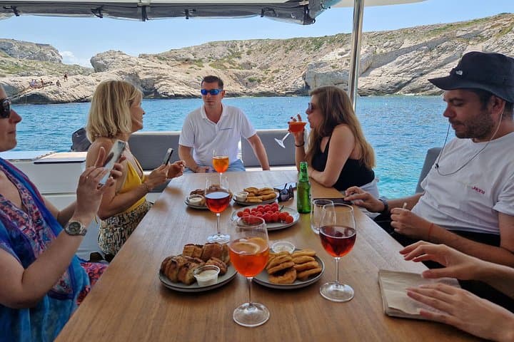 Katamaran-Tagesausflug in Marseille und dem Friuli-Archipel — Foto 4
