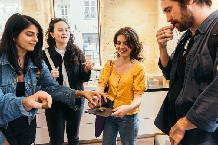 Visite de dégustation de nourriture et de vin à Saint Germain