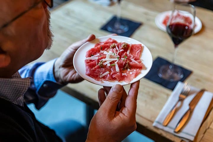 Milan Navigli Food and Drinks Tour mit Aperitivo — Foto 2
