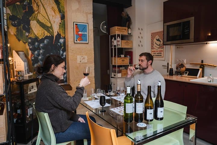 Bordeaux Rotweinverkostung und Charcuterie-Paarungen — Foto 2