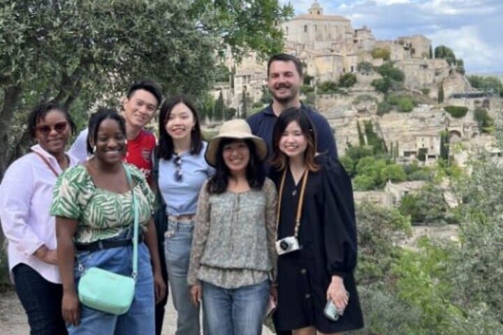 Excursion en petit groupe d'une demi-journée dans les villages du Luberon au départ d'Avignon — photo 4