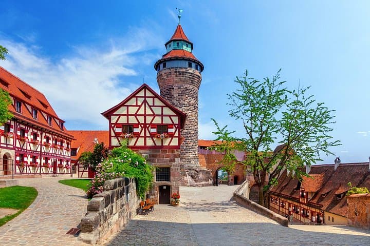 Tour Privado Histórico a Pie en Nuremberg — foto 4