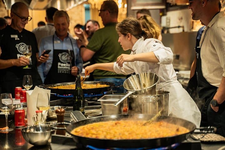 Boqueria Market Tour and Paella Cooking Class, Barcelona