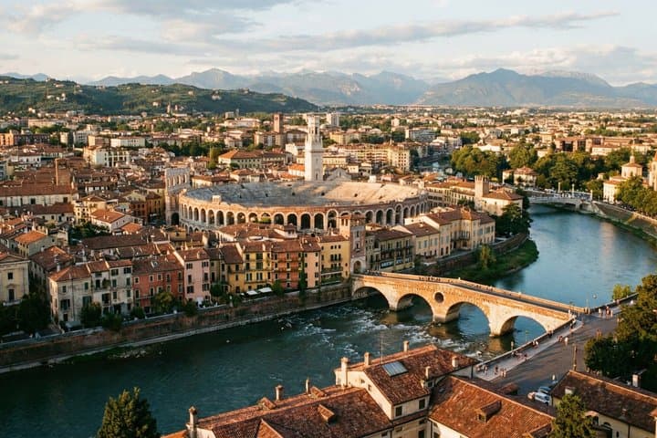 Tour de audio autoguiado de Verona