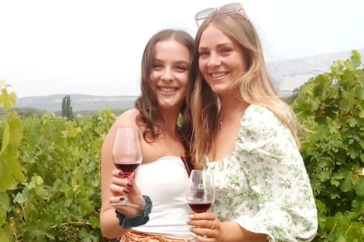 Morning Wine Tour to Chateauneuf du Pape from Avignon — photo 3
