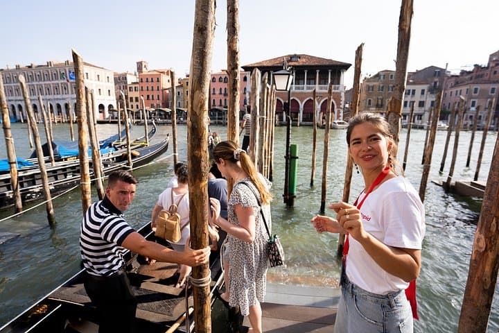 Venedig: Food, Wein & Spritz Tour mit Traghetto-Fahrt — Foto 3