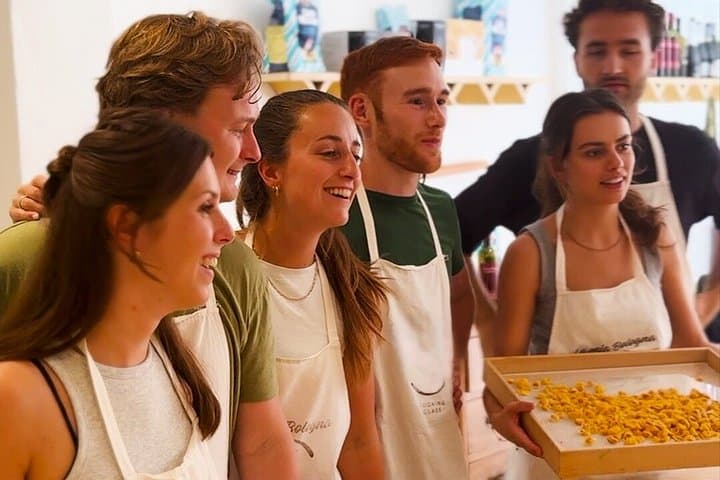 Corso di Cucina per Tortellini Fatti a Mano, Bologna