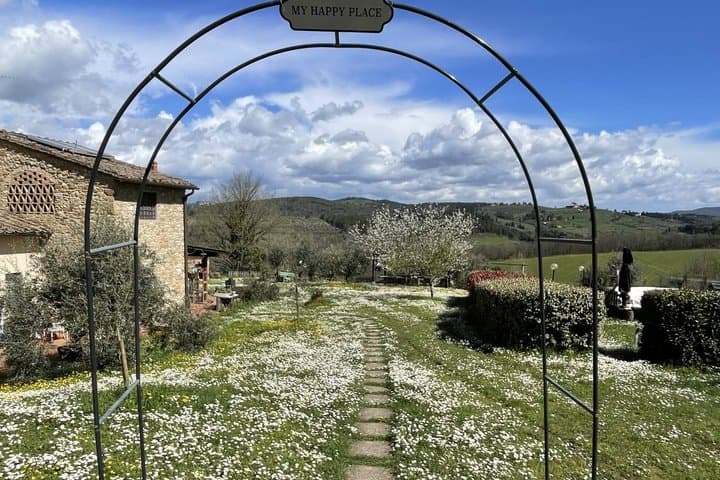 Kochkurs auf einem Familienbauernhof in Chianti mit Mittagessen — Foto 4