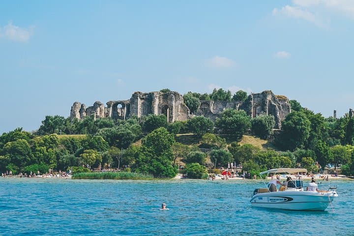 Escursione di un giorno da Verona al Lago di Garda Lazise e Sirmione — foto 2