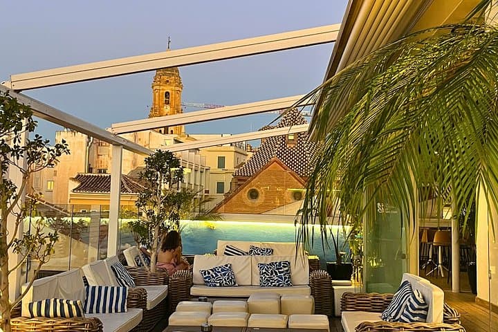 Málaga Rooftop Erlebnis: Verborgene Schätze, Getränke & Ausblicke — Foto 2