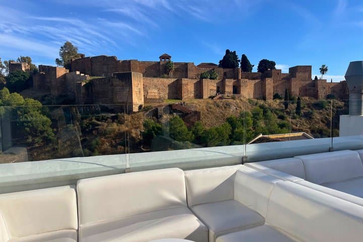 Málaga Rooftop Erlebnis: Verborgene Schätze, Getränke & Ausblicke — Foto 5