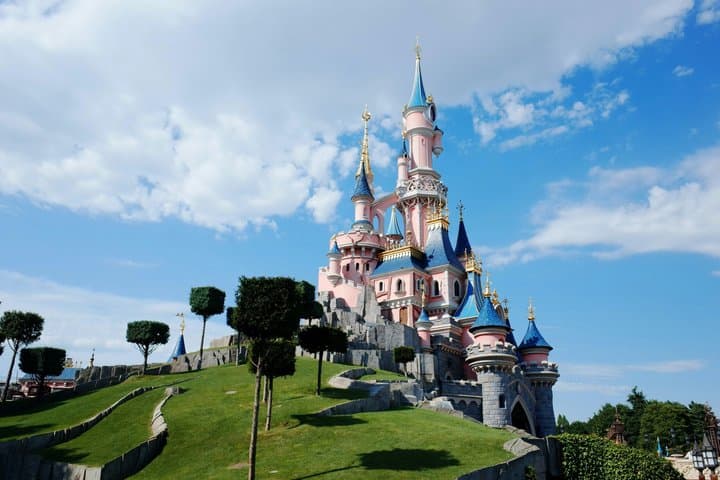 Trasferimento Privato Andata e Ritorno a Disneyland Paris — foto 2