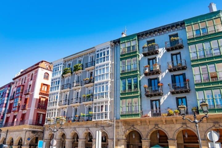 Tour de Arquitectura e Historia de Bilbao en Autobús y a Pie — foto 2