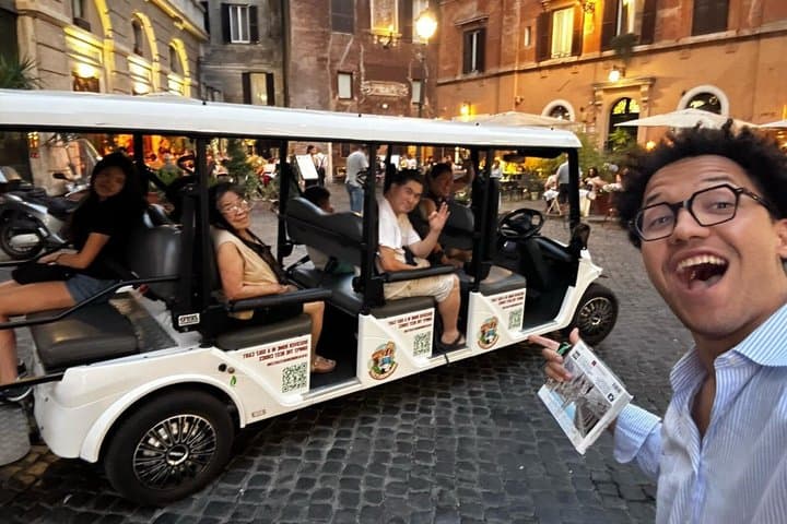 Tour Nocturno en Golf Cart de 2 Horas por Roma con Recogida en el Hotel — foto 4