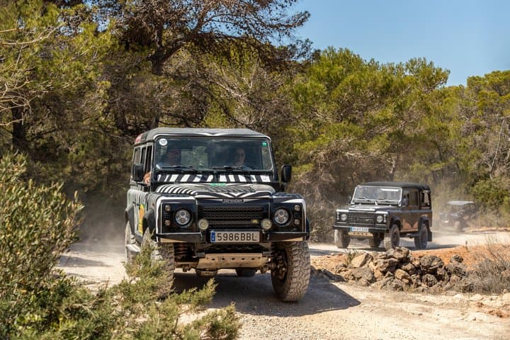 Tour Privado de Safari en Ibiza con Parada para Almuerzo en Restaurante de Playa — foto 2