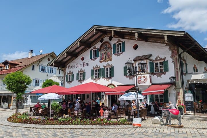 Tour de Neuschwanstein con Oberammergau o Alpine Coaster — foto 3