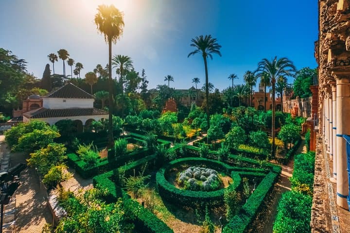 Tour Guidato del Royal Alcázar di Siviglia con Accesso Prioritario — foto 3