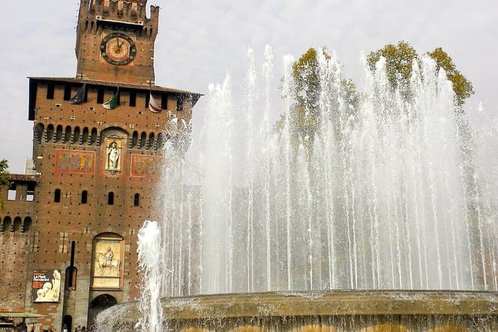 Milan Semi-Private Tour mit Duomo ohne Warteschlange & Dachterrasse — Foto 4