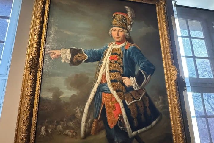 Tumba de Napoleón y Museo del Ejército en Les Invalides, París — foto 2