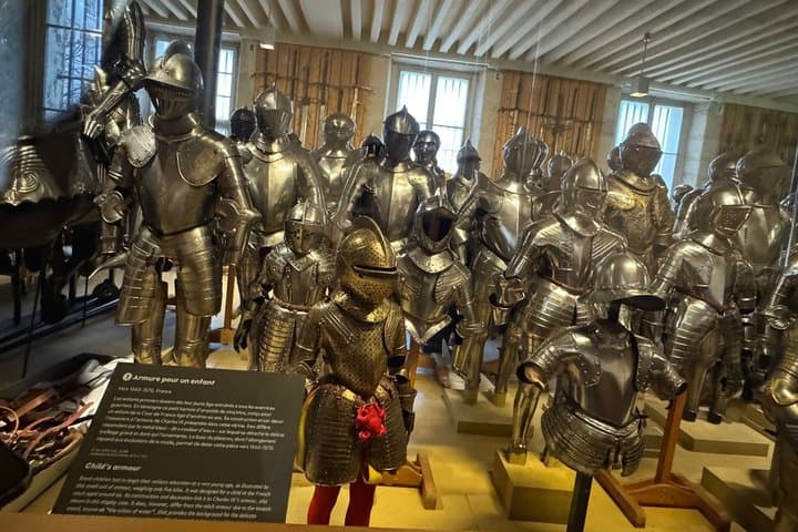 Tumba de Napoleón y Museo del Ejército en Les Invalides, París — foto 5