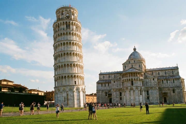 Tour Autoguiado de Pisa: Torre Inclinada, Catedral y Casco Antiguo