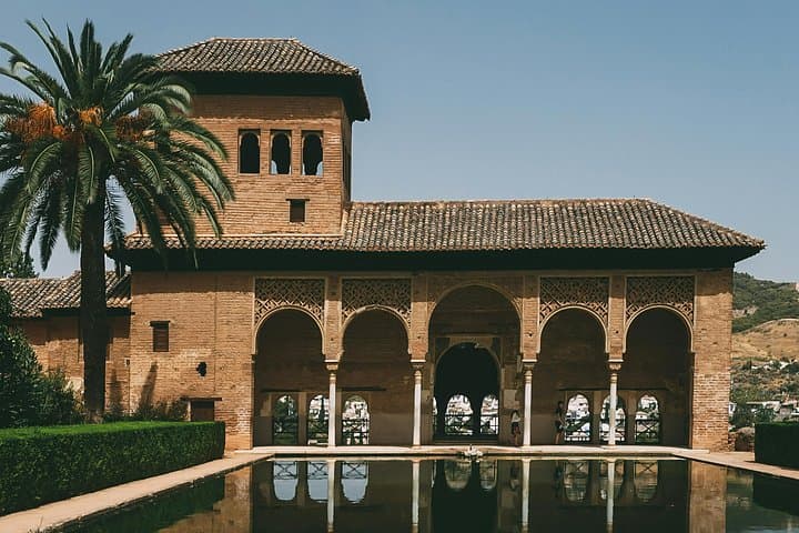 Alhambra Salta la Coda con Palacios Generalife e Alcazaba — foto 2