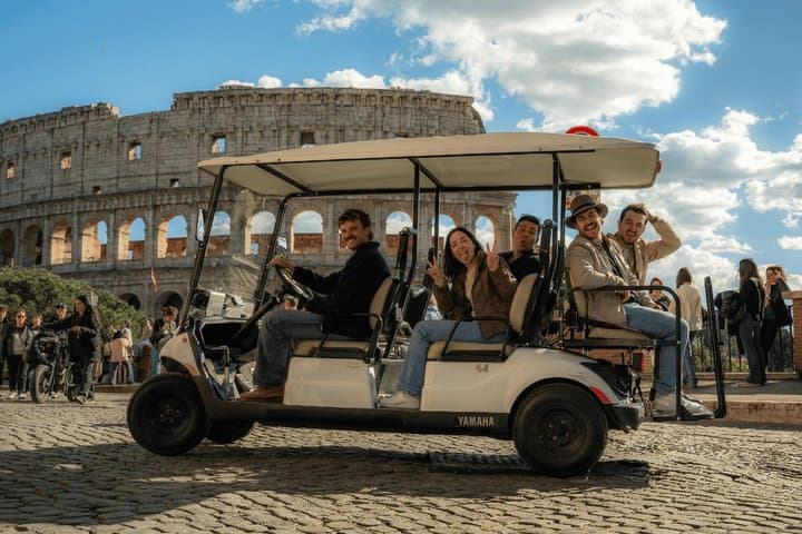 Tour in Golf Cart Privato di 3 Ore a Roma con Servizio di Prelievo e Riconsegna Inclusi — foto 4