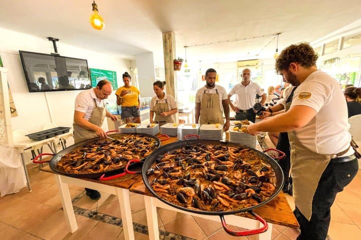 Tour Privado en Jeep Wrangler en Ibiza con Almuerzo en la Playa — foto 3