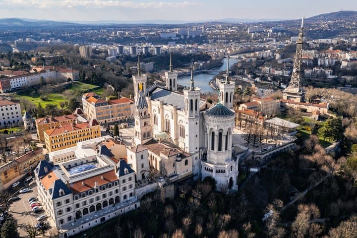 Private Stadtrundfahrt durch Lyon — Foto 4