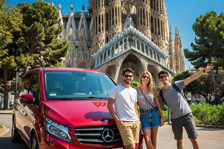 Das Beste von Barcelona: Kleingruppentour mit Hotel-/Hafenabholung