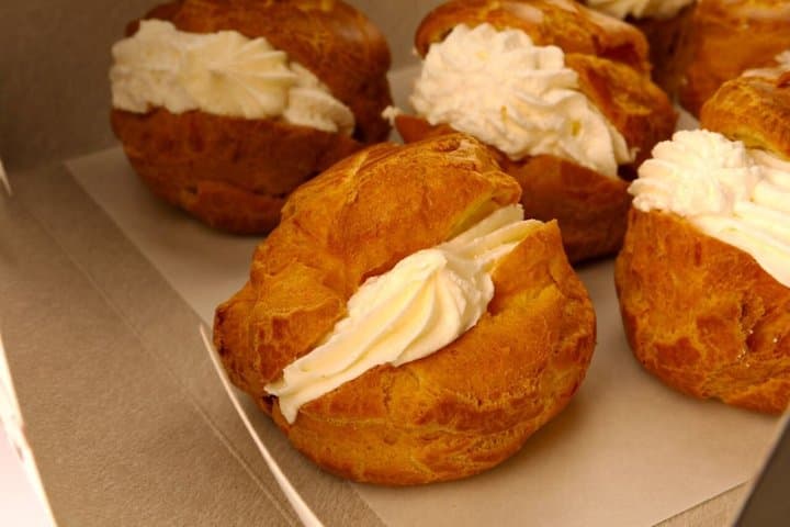 Paris Montmartre Food Tour: Lokale Wein-, Käse- und Bäckerei-Verkostungen — Foto 4