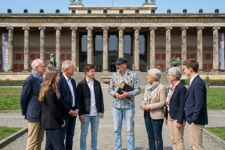 Berlin Museumsinsel Tour: Höfe & Verborgene Geschichten
