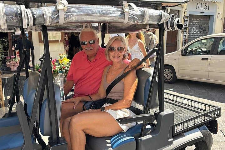 Private Golfwagen-Tour durch Florenz mit Picknick — Foto 2