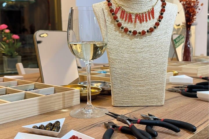 Schmuckwerkstatt mit unbegrenztem Wein - Valencia — Foto 2