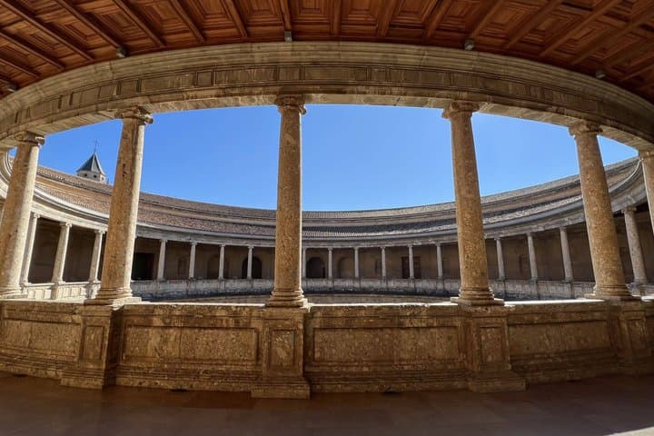 Alhambra: Tour Guidato delle Aree Pubbliche — foto 3