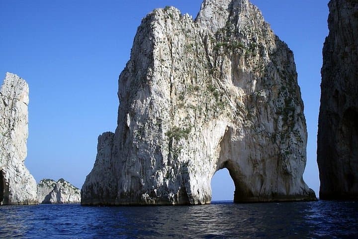 Capri Land- und Seetour ab Salerno — Foto 3