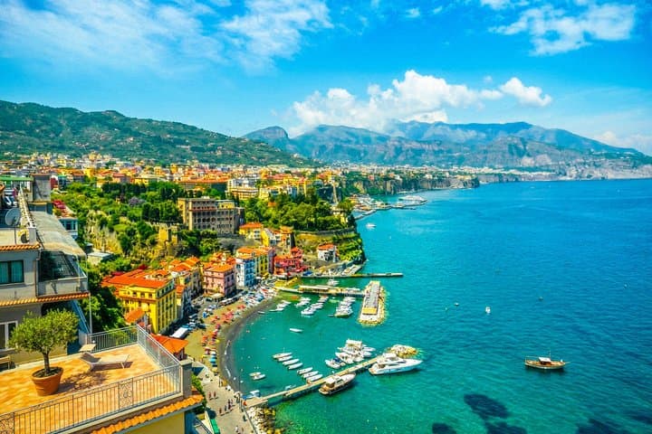 Tour di Pompei e Pranzo a Sorrento da Roma