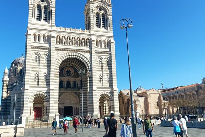 Private Walking Tour of Marseille — Foto 4
