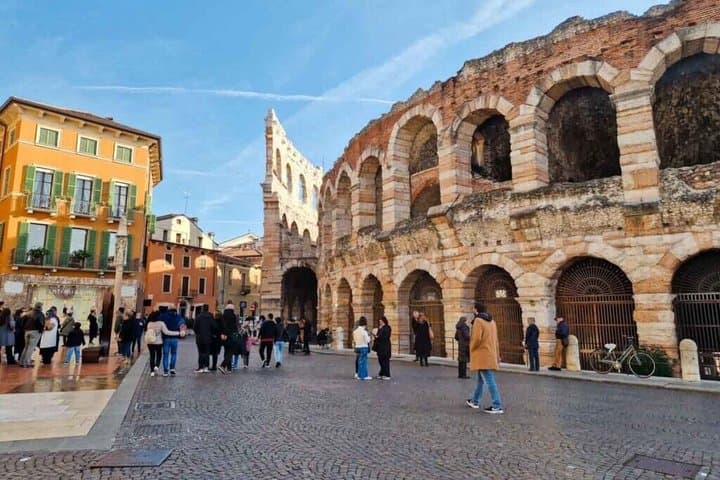 Tour Expreso en Carrito de Golf Panorámico por Verona